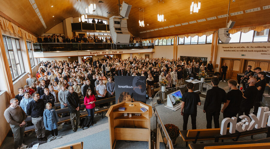 Rund 2.300 Besucher nahmen an der Schöpfungskonferenz „kreatikon“ teil. Foto: Gennadi Unger