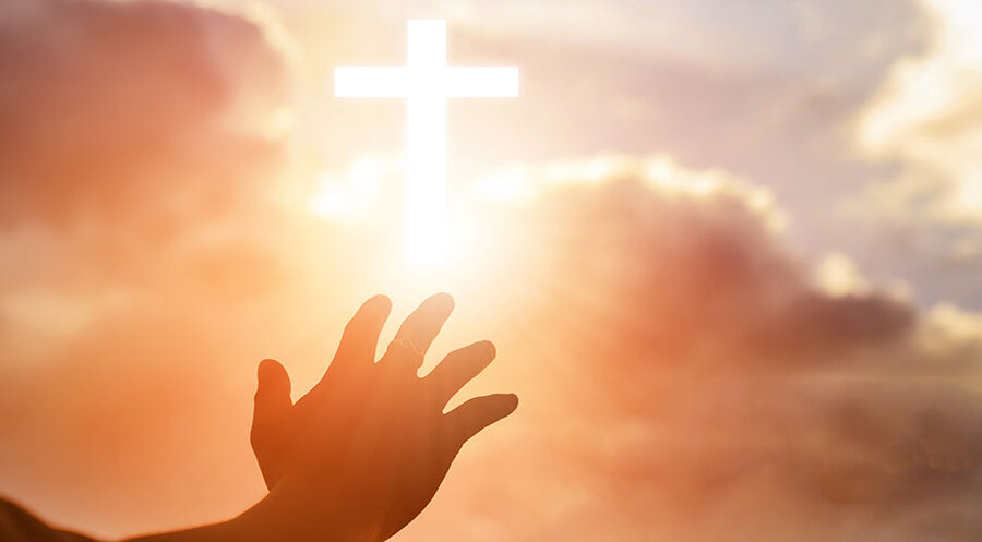 Auch unter evangelikalen Kirchgängern ist der Studie zufolge der Anteil derer mit einem biblischen Weltbild deutlich zurückgegangen. Symbolbild: iStock/arkira