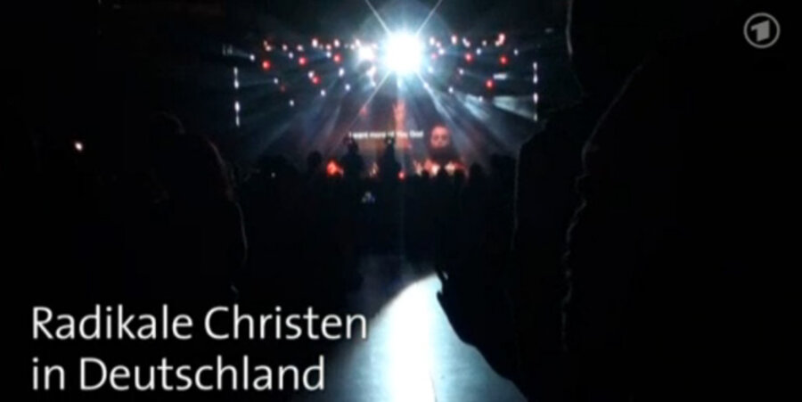 Die Verantwortlichen der ARD-Sendung „Mission unter falscher Flagge - Radikale Christen in Deutschland“ erhielten rund 7.000 vorwiegend kritische Anfragen. Screenshot: ARD