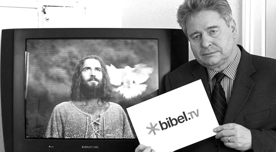Henning Röhl hatte Bibel TV mitgegründet und baute den christlichen Sender ab 2001 auf. Bis zum Eintritt in den Ruhestand am 1. Februar 2013 fungierte er auch als Geschäftsführer. Foto: Picture Alliance/dpa/Ulrich Perrey