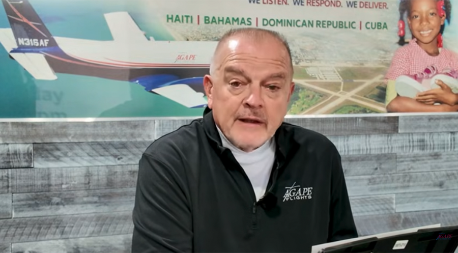 Agape-Flights-Geschäftsführer Allen Speer: „Wir trauern zutiefst um die Familien der Piloten, die einen unvorstellbaren Verlust erlitten haben.“ Screenshot: YouTube/Agape Flights