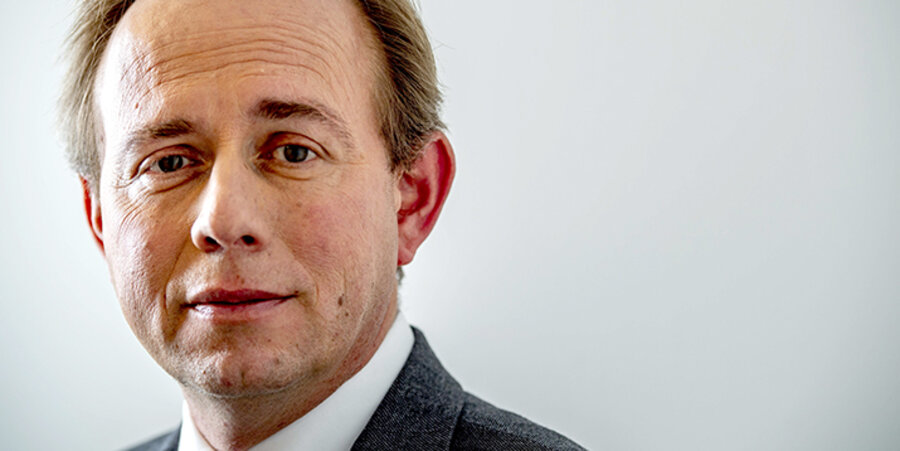 Der Partei- und Fraktionschef der Reformierten Politischen Partei (SGP), Kees van der Staaij, hat die Nashville-Erklärung unterzeichnet. Foto: picture-alliance/DPR