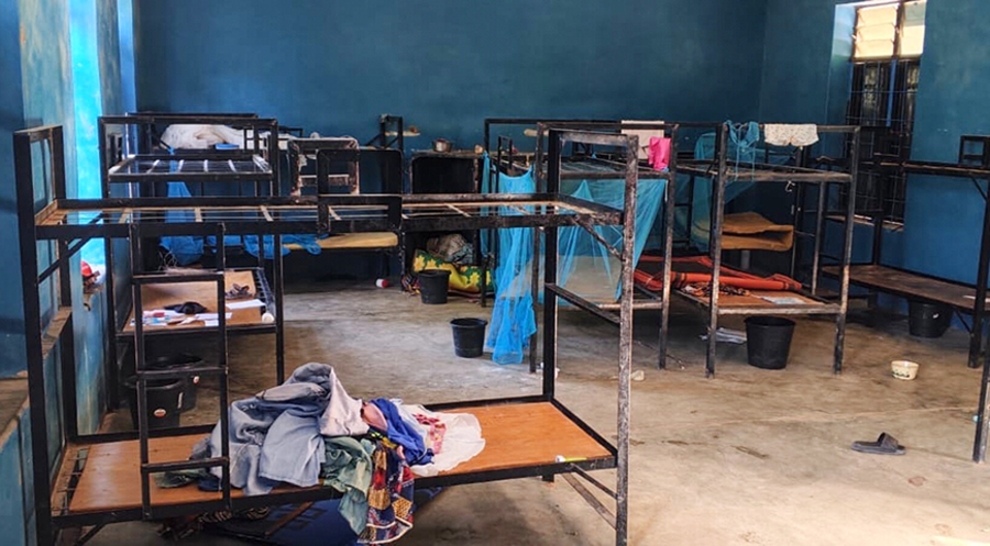 Bewaffnete entführten 303 Schüler sowie zwölf Lehrkräfte aus der Sankt-Marien-Schule in der Gemeinde Papiri (Bundesstaat Niger). Foto: picture alliance/ASSOCIATED PRES/Uncredited