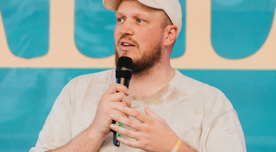 Felix Padur ist als Prediger deutschlandweit unterwegs. Foto: Lars Steuber