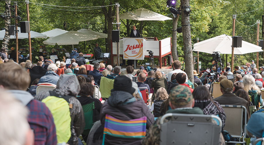 Rund 7.000 Besucher zählte die 80. Pfingsttagung des CVJM Bobengrün. Foto: Lucas Drechsel