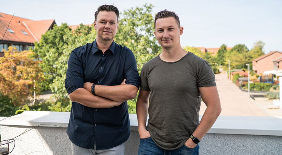 Michael Dockter und Edgar Diener sind gemeinsam Inhaber einer Kreativagentur. Foto: Thomas Koschel