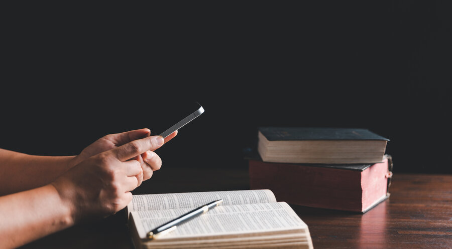 Der beliebteste Vers der YouVersion-App Nutzer ist Jesaja 41,10. Symbolfotot: iStock/doidam10