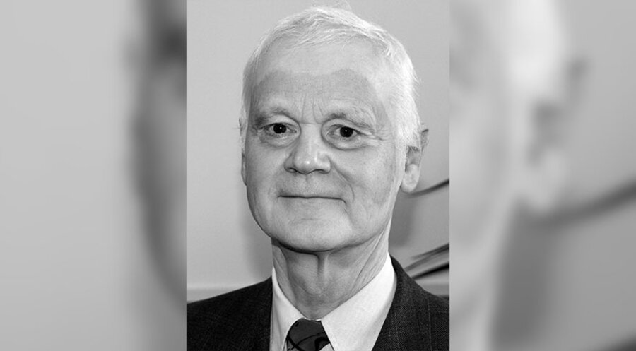 Der Theologe und Pfarrer Helmut Burkhardt. Foto: tsc