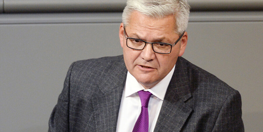 Der Beauftragte der Bundesregierung für die Belange behinderter Menschen, Hubert Hüppe. Foto: Deutscher Bundestag/ Achim Melde