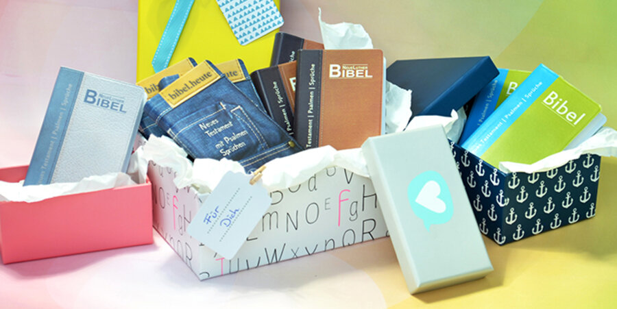 Deutsche Bibelausgaben verteilen die Gideons vor allem in Hotels, Arztpraxen und Schulen. Foto: gideons.de