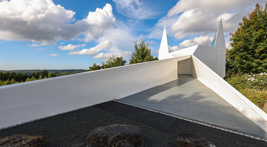Futuristische Architektur: Die Autobahnkirche Siegerland bei Wilnsdorf 