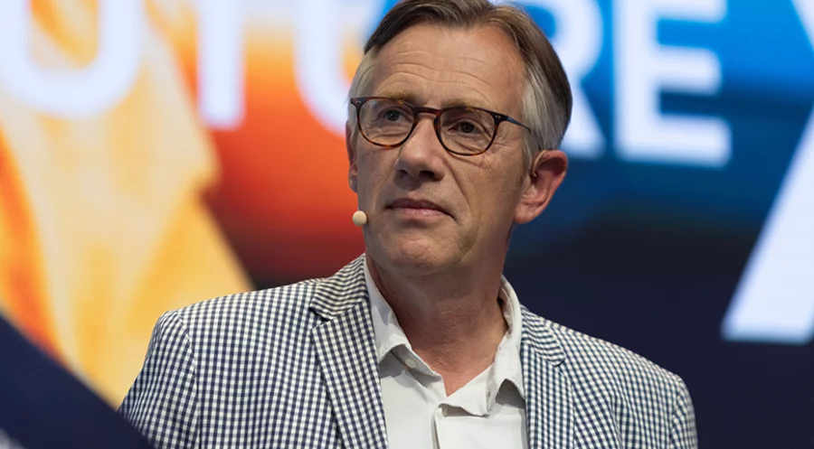 Angesichts des Sparplans für VW machen sich viele Mitarbeiter Sorgen, berichtet Pastor Peer-Detlev Schladebusch.