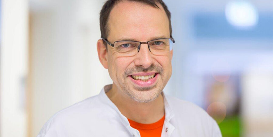  Michael Kiworr ist promovierter Facharzt für Gynäkologie und Geburtshilfe. Foto: Privat