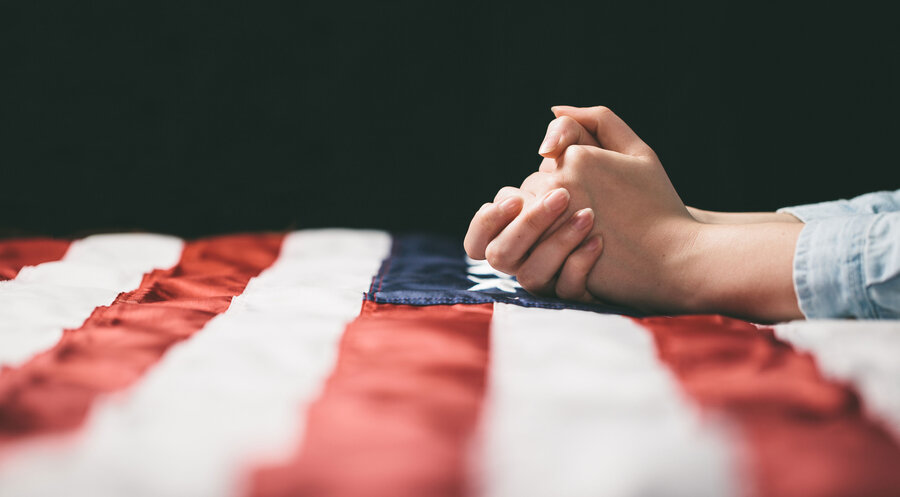 Eine aktuelle Studie untersuchte, ob US-Amerikaner vor der Wahl beten wollen. Symbolfoto: iStock/4maksym