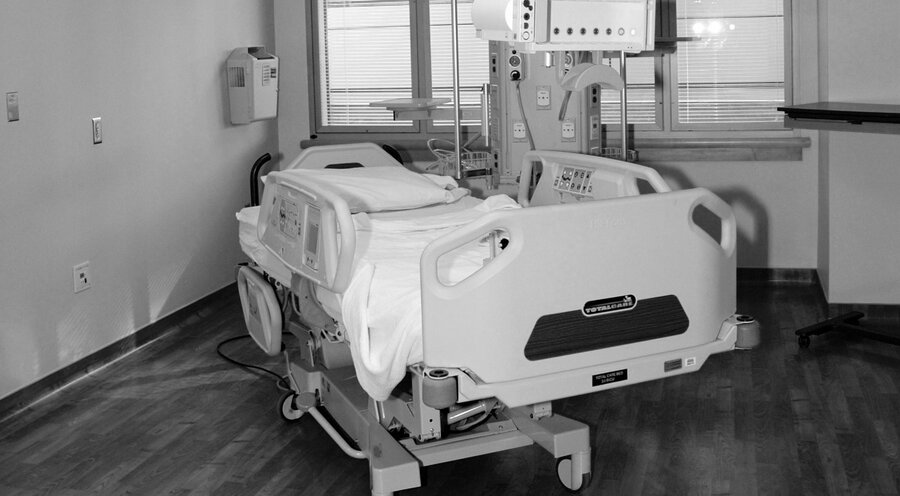 Ein leeres Krankenbett. Symbolfoto: unsplash.com