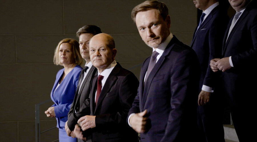 Der Film begleitet Olaf Scholz, Robert Habeck, Annalena Baerbock, Christian Lindner und Boris Pistorius. Foto: SWR/Kay Nietfeld