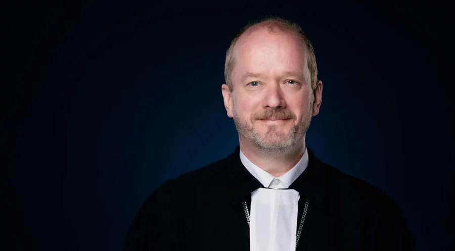 Kristóf Bálint ist Generalsuperintendent (Regionalbischof) im nordwestlichen Bereich der Evangelischen Kirche Berlin-Brandenburg-schlesische Oberlausitz (EKBO). Foto: EKBO