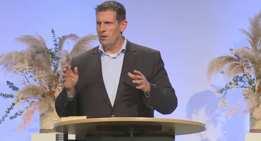 Der Pastor der St.-Martini-Gemeinde in Bremen, Olaf Latzel. Screenshot: YouTube/freikirche koeln