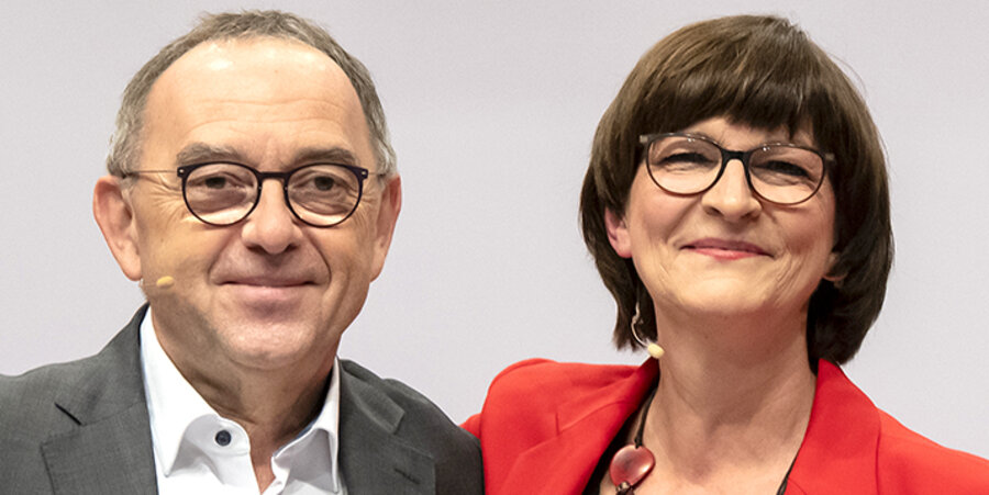 Norbert Walter-Borjans und Saskia Esken bilden das Spitzenduo der SPD. Foto: picture-alliance/AP Photo