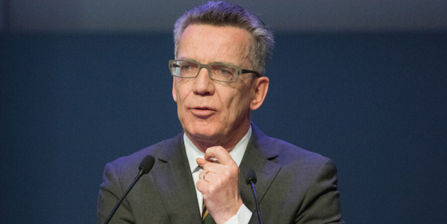 Bundesinnenminister Thomas de Maizière wünscht sich mehr Zurückhaltung. Foto: idea/Kairospress