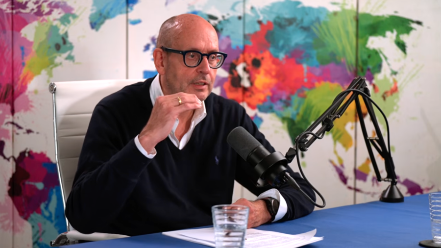 Michael Inacker hat den Podcast „Gott und die Welt" gestartet.