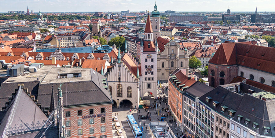 In der Münchner Innenstadt haben die Prediger 800 Neue Testament an Passanten nach persönlichen Gesprächen weitergegeben. Foto: pixabay.com