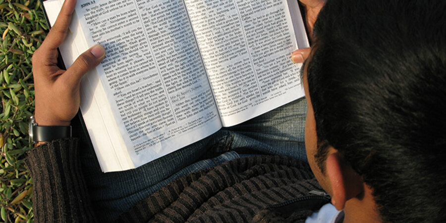 Mitglieder der Gideons hatten Bibeln an Schüler verteilt. Foto: pixabay.com