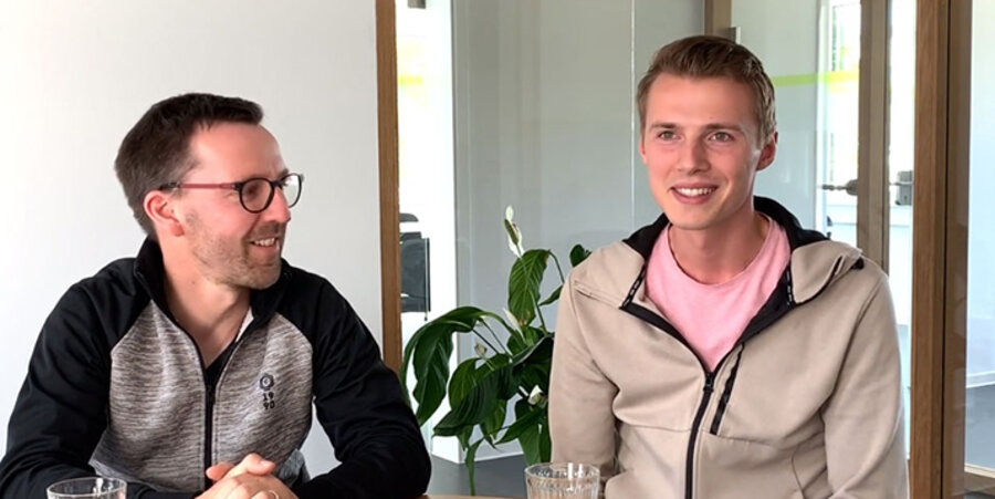 v. l.: Der Gründer Markus Heusser und der Nachfolger Julius Bussemeier. Foto: Adonia