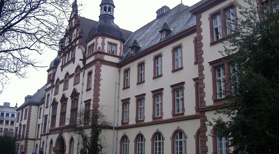 Ein Urteil wird am 21. Oktober im Landgericht Wiesbaden erwartet. Foto: Wiki Commons