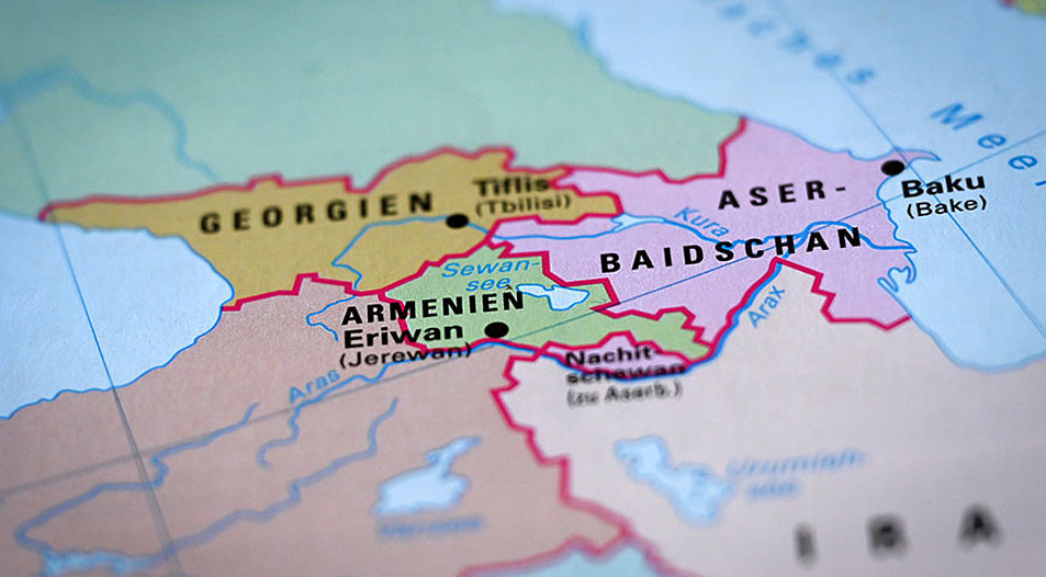 Der Südkaukasus mit Armenien, Bergkarabach und Aserbaidschan gilt als ein geopolitisches Spannungsfeld. Grafik: picture alliance