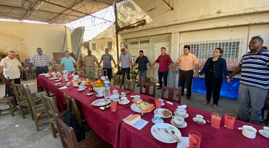 Trotz ihrer materiellen Not gelingt es den kubanischen Christen, zufrieden zu sein. Foto: Coworkers