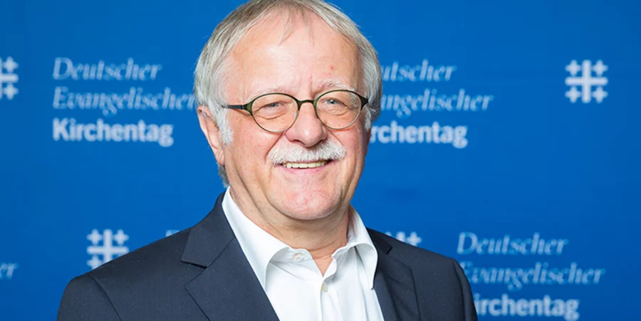 Der Kirchentagspräsident, der Journalist Hans Leyendecker. Foto: DEKT/robert gross photography