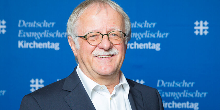 Der Kirchentagspräsident, der Journalist Hans Leyendecker. Foto: DEKT/robert gross photography