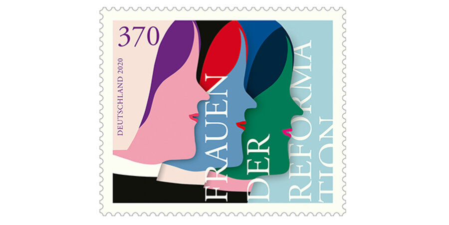 Die Sondermarke zeigt drei stilisierte Frauenköpfe in verschiedenen Farben sowie die Aufschrift „Frauen der Reformation“. Foto: Bundesministerium der Finanzen