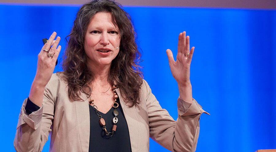 Helene Fisher (Deckname) analysierte für Open Doors die unterschiedliche Verfolgung von Frauen und Männern. Foto: IDEA/Wolfgang Köbke