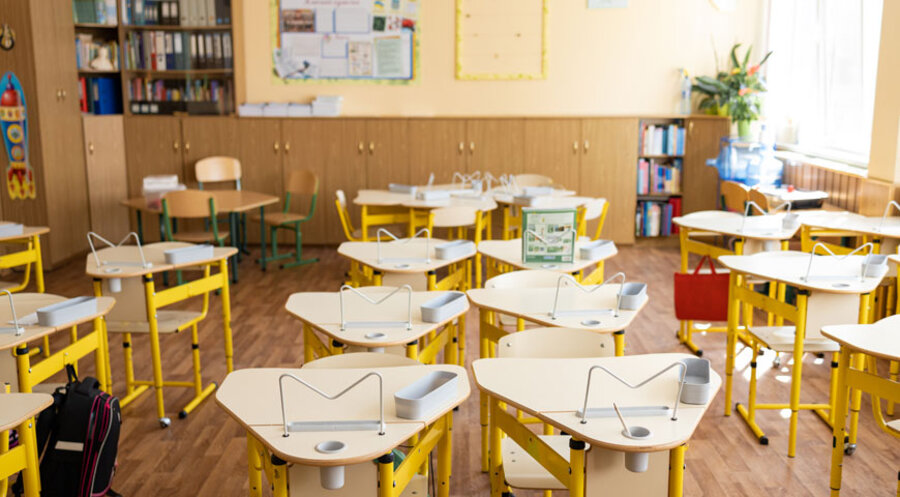 Ab 2025 hängen in Louisiana in allen Klassenzimmern öffentlicher Schulen die Zehn Gebote. Symbolfoto: IMAGO / Pond5 Images