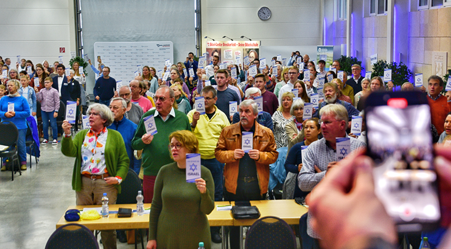 Gemeinsames Bekenntnis zu Israel: Die Israelkonferenz im Bibel-Center Breckerfeld zog 220 Besucher an. Foto: Bibel-Center Breckerfeld
