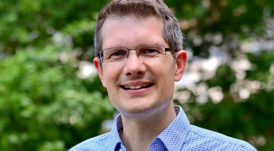 Jörg Berger (53) ist Psychotherapeut und Paartherapeut mit eigener Praxis in Heidelberg. Der evangelische Christ ist verheiratet und Vater zweier erwachsener Kinder. Berger ist Autor mehrerer Bücher. Zuletzt erschienen ist „Die Anti-Erschöpfungsstrategie“ (Herder). Foto: Privat