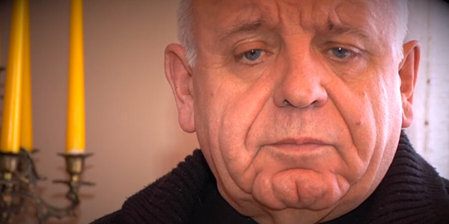 Der polnische Theologe, Psychologe und Psychotherapeut Romuald Jaworski. Screenshot: Razem TV