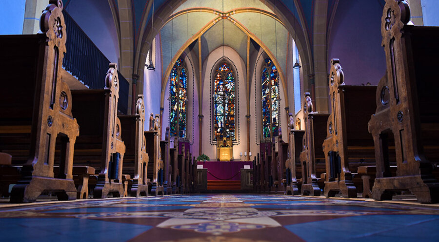Jüngere Menschen suchen besonders gern christliche Gotteshäuser in ihrer Erholungszeit auf. Foto: pixabay