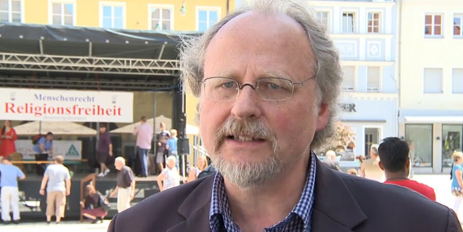 Der UN-Sonderberichterstatter für Religions- und Weltanschauungsfreiheit, Prof. Heiner Bielefeldt. Screenshot: ideaHeute