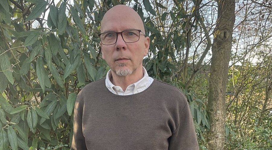 Der Jurist Wolf-Peter Groß hat die Misshandlungen im Auftrag der Kirchengemeinde Buxtehude dokumentiert. Foto: Christa Haar-Rathjen