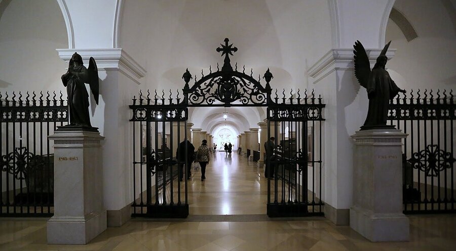Der Zugang zur Hohenzollerngruft im Berliner Dom. Foto: Wikimedia/ThalerTamas