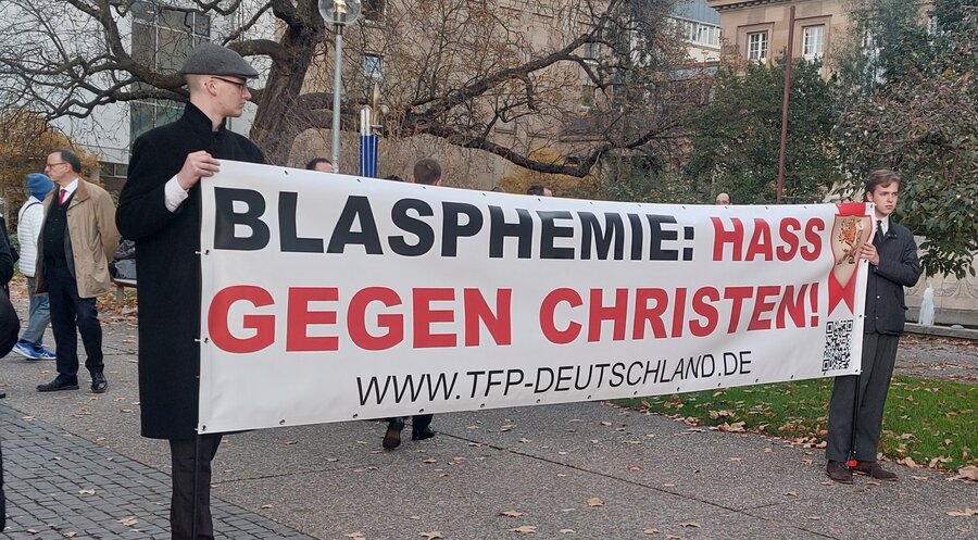 Teilnehmer der Protestveranstaltung. Foto: Jorge Saidl