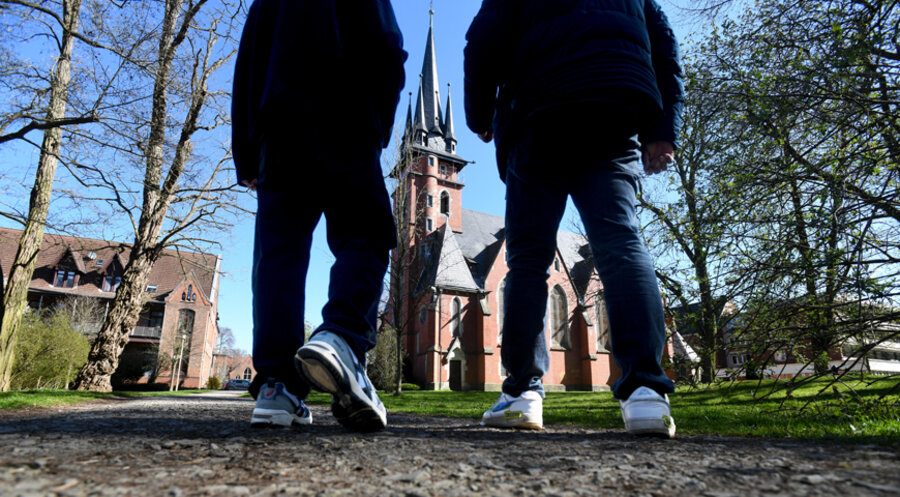 In der Debatte geht es vor allem um Fälle, die nach dem sogenannten Dublin-Abkommen behandelt werden müssten. Foto: picture alliance / epd-bild | Nancy Heusel