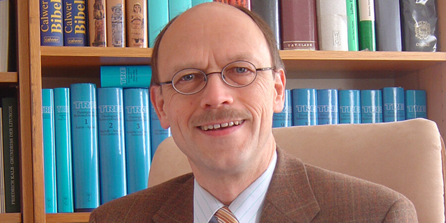 Der Theologe und Dekan des Kirchenbezirks Marbach am Neckar, Heinz-Werner Neudorfer. Foto: Privat