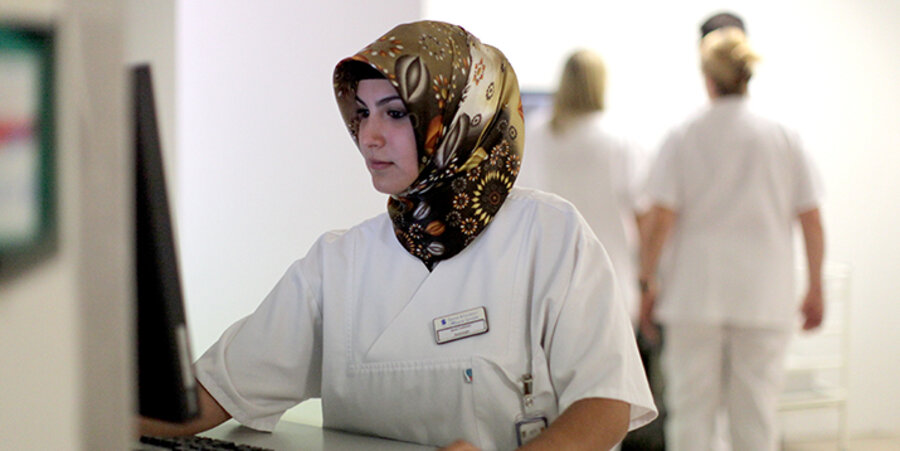 Rund 60 Prozent der Muslime arbeiten Vollzeit, 20 Prozent Teilzeit. Foto: picture-alliance/dpa