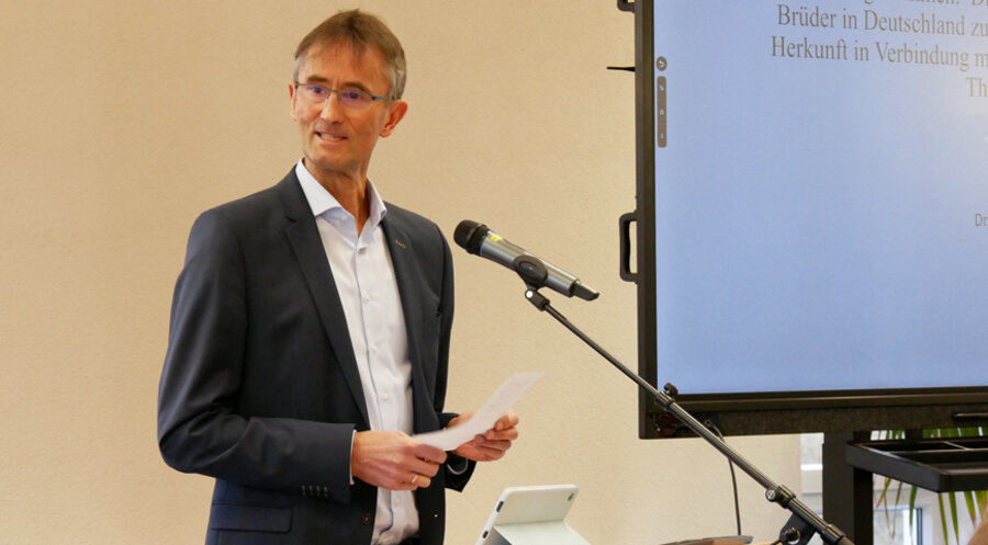 Der Leiter der Forschungsstelle Neupietismus, Prof. Frank Lüdke. Foto: Lea Enkelmann
