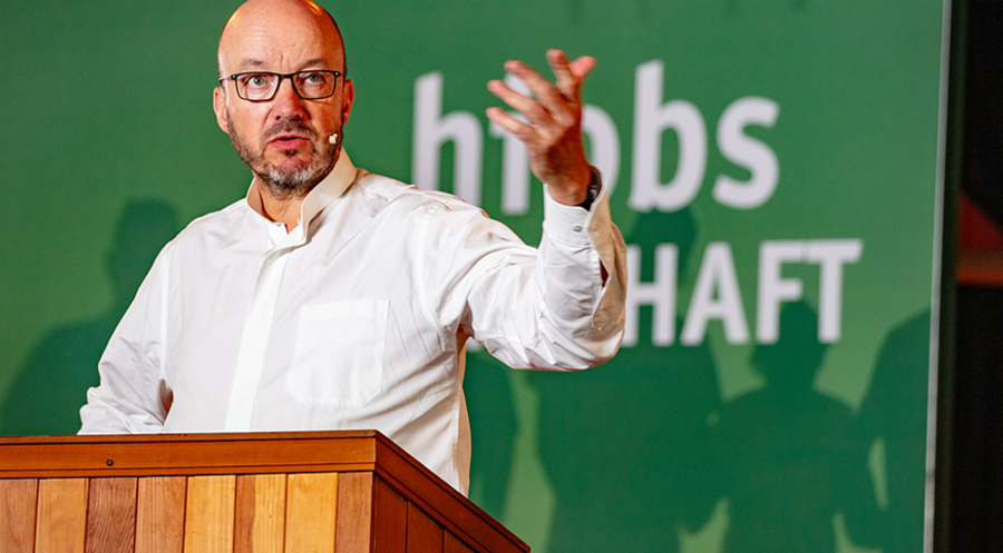 Landesbischof Tobias Bilz: „Manipuliert nicht eure Seele. Das ist eine Illusion“ 