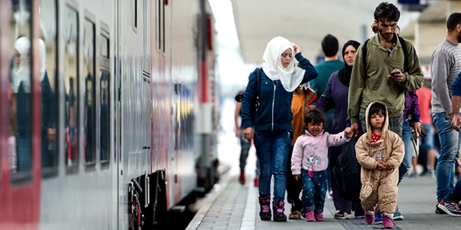 Ankunft muslimischer Flüchtlinge. Foto: Picture-Alliance/APA Picturedesk.com